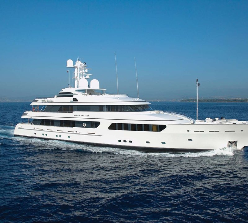 Yacht HURRICANE RUN, Feadship | CHARTERWORLD Luxury Superyacht Charters